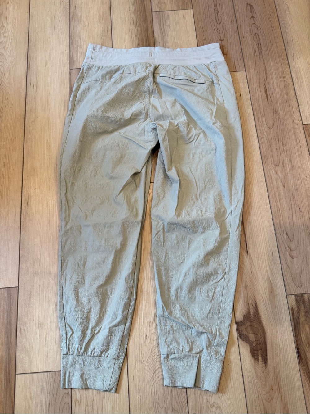 Women’s Athleta Pants